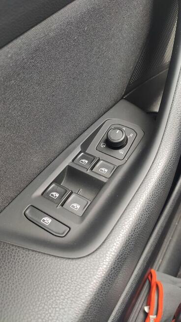 Volkswagen Passat B8 2.0 TDI SCR Comfortline Nowa Dęba - zdjęcie 12