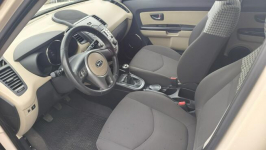 Kia Soul 1,6 MPi 126 KM 111 tys.km/1 właść/Alu/Parktronik Szczecin - zdjęcie 9