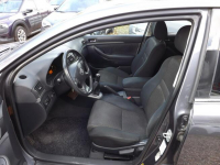 Toyota Avensis Słupsk - zdjęcie 4