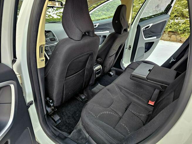 Volvo XC 60 Bezwypadek Piękny Zagnańsk - zdjęcie 10