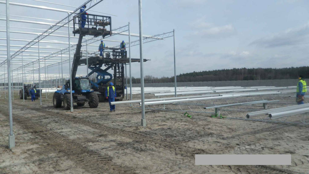 Praca przy montażu konstrukcji Ostrów Wielkopolski - zdjęcie 1