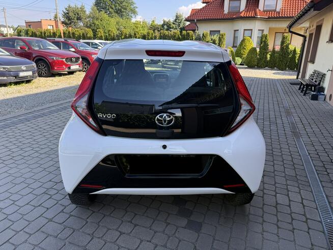Toyota Aygo 1,0 72KM  Klima  Kamera  CarPlay Orzech - zdjęcie 8