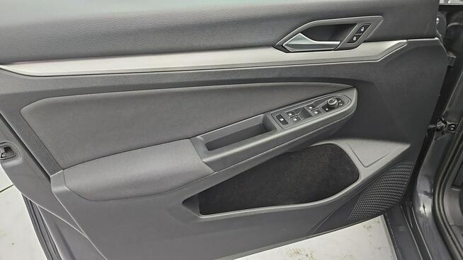 Volkswagen Golf VIII 2.0 TDI Life ! Z Polskiego Salonu ! Faktura VAT ! Warszawa - zdjęcie 10