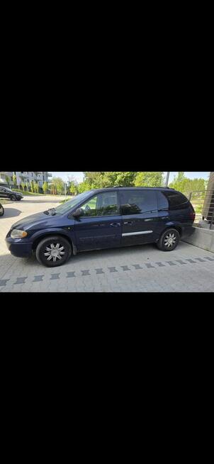 Chrysler Town &amp; Cuntry 2006 Olsztyn - zdjęcie 3