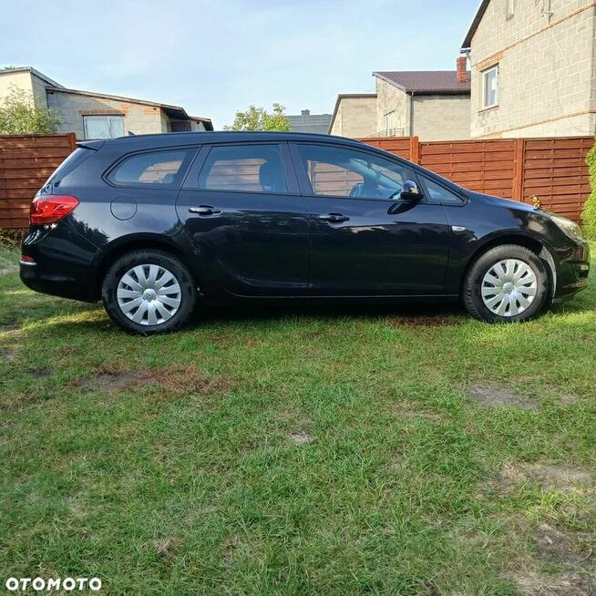 Opel Astra Grzegorzew - zdjęcie 3