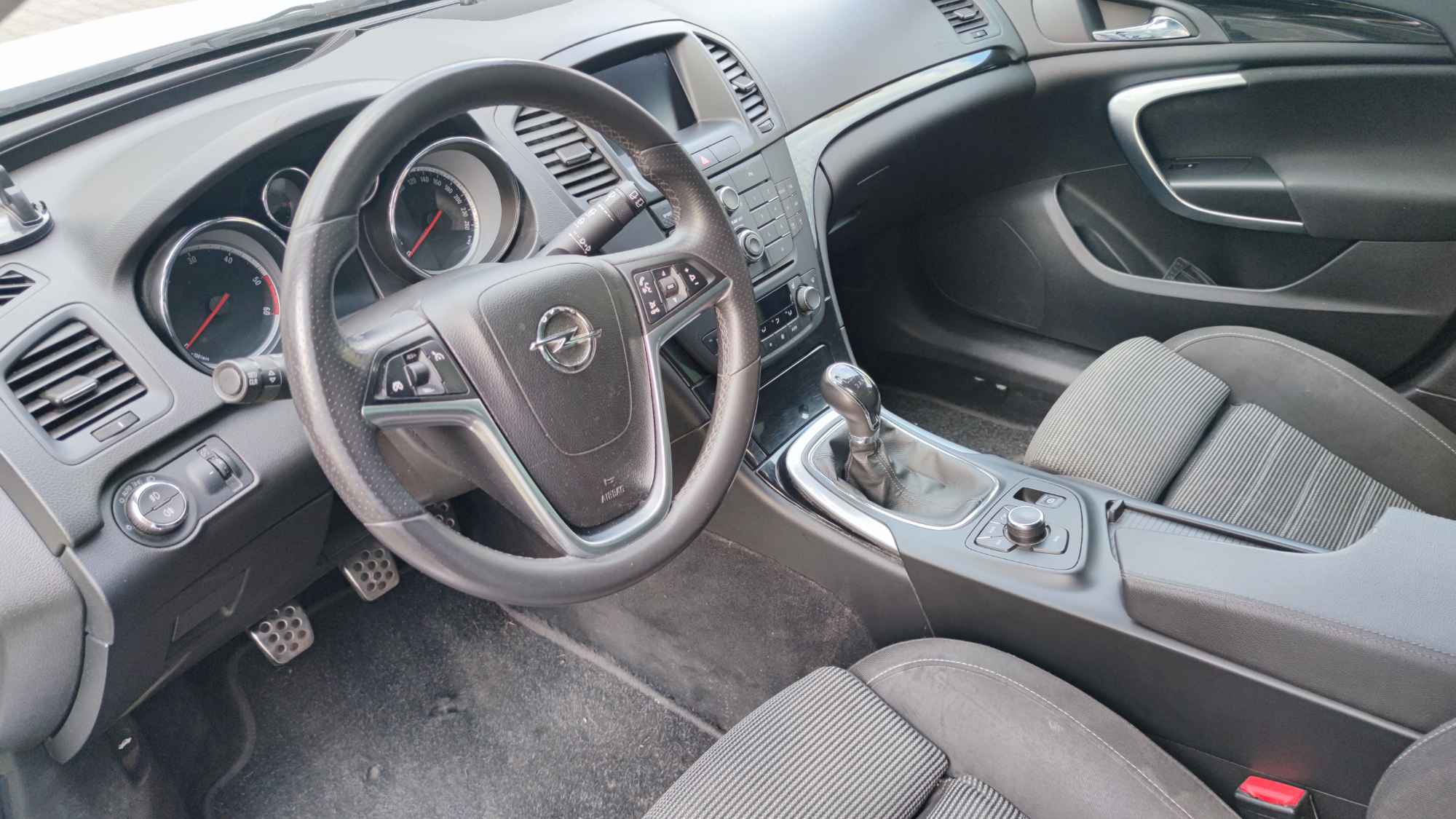 Opel Insignia 2.0 CDTI Sports Tourer Widzew - zdjęcie 7