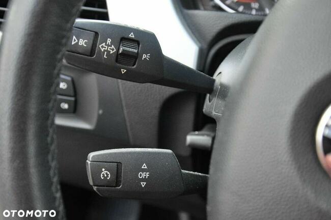 BMW Seria 3 318i Touring Toruń - zdjęcie 6