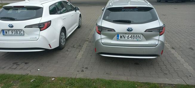 Toyota Corolla Rezerwacja !!! E-CVT 1.8 Hybryda FV23% Gdańsk - zdjęcie 12