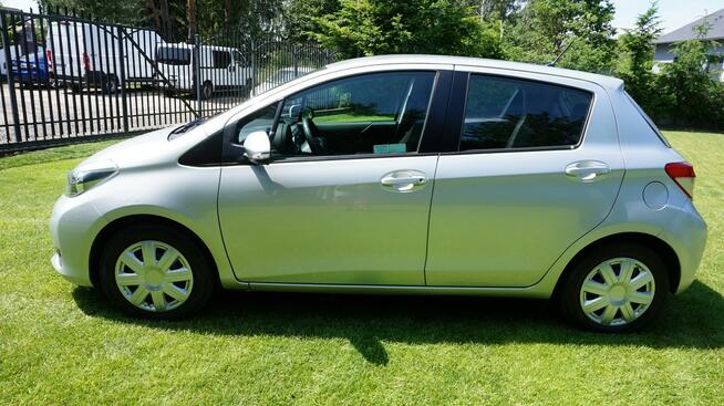 Toyota Yaris Polski salon super i stan. Gwarancja Zielona Góra - zdjęcie 8