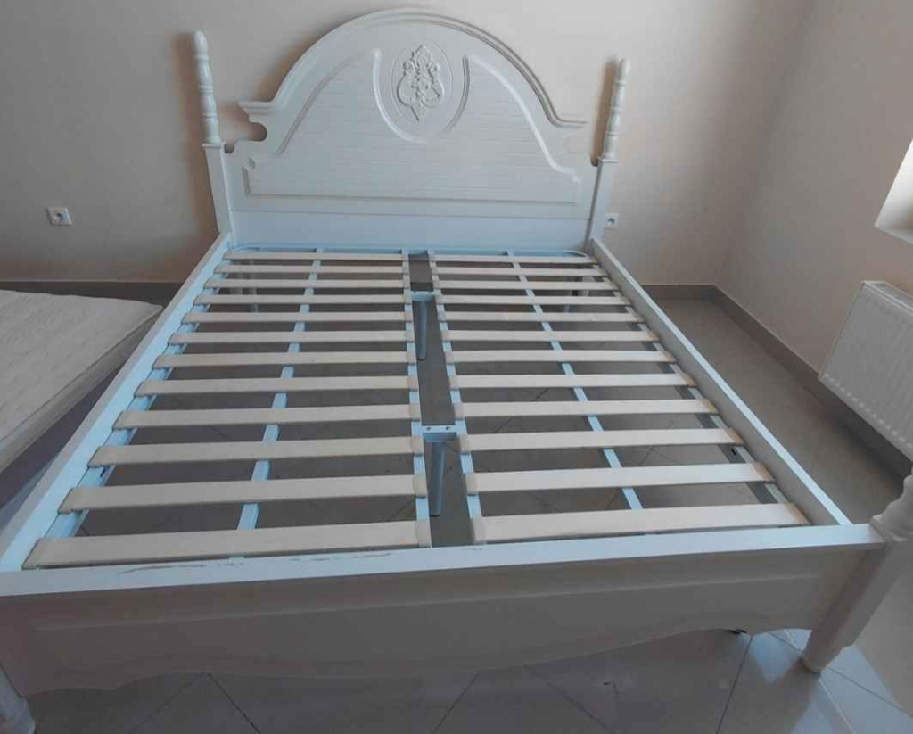 Łóżko do sypialni ze stelażem marki Bemondi 180x200 Janki - zdjęcie 1