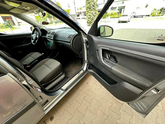 Skoda Roomster 1.2 HTP Klimatyzacja Zarejestrowana Opłat B.Ładana Wrocław - zdjęcie 8