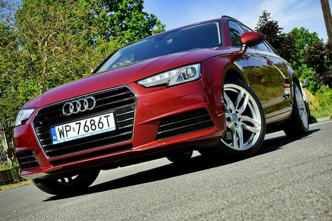 Audi A4 2,0TDI NAVI, alu R19, serwis, 100% Płock - zdjęcie 1