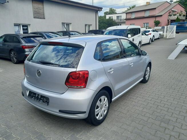 Volkswagen Polo 1.2i 5 drzwi klima elektryka stan BDB Gryfino - zdjęcie 3