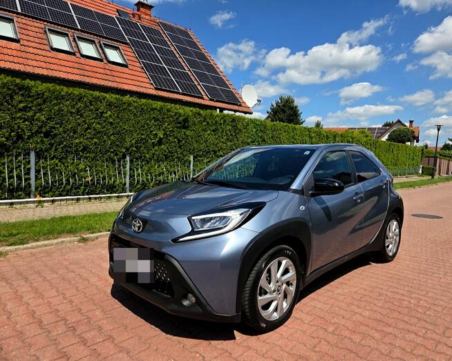 Toyota Aygo X 1.0 Benz. 72KM 2024r LED, Radar, Kamer, Niski Przebieg Tychy - zdjęcie 1