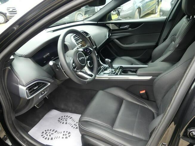 Jaguar XE P300 AWD 300R Sport MAXTON DESIGN Matrix-LED Head-up-Display Dąbrówka Wielka - zdjęcie 3