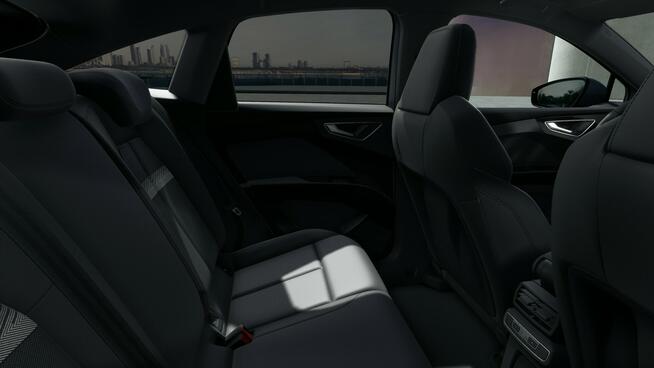 Audi Q4 Sportback_35 e-tron_MatrixLED_S line_Tempomat_Gwarancja_FV23% Toruń - zdjęcie 9