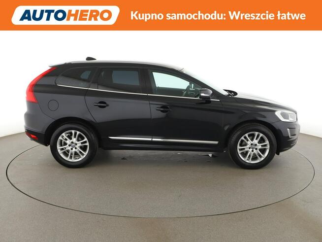 Volvo XC 60 Summum automat 180KM skóra hak navi grzane fotele Warszawa - zdjęcie 9