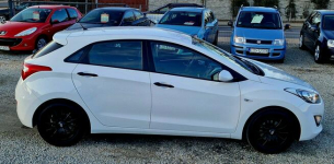 Hyundai i30 Pedantyczny Stan! Prywatnie! Niski przebieg! Zamiana też! Zduńska Wola - zdjęcie 5