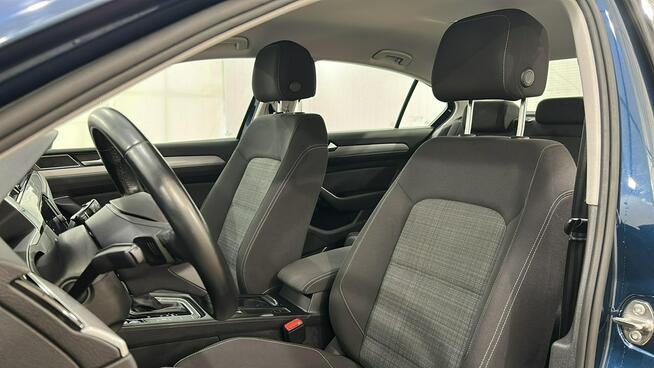 Volkswagen Passat 1.5 TSI EVO Bussines DSG sedan Warszawa - zdjęcie 10
