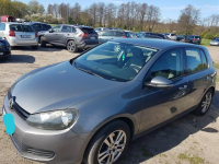 Sprzedam Golf 6 1,6 MPI 8 V z gazem