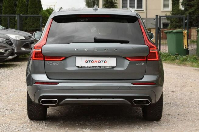 Volvo XC 60 2.0d 2019r R-DESIGN Skory Strzała - zdjęcie 9
