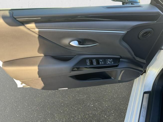 Lexus ES300 h Business Edition ! Z Polskiego Salonu ! Faktura VAT ! Warszawa - zdjęcie 10