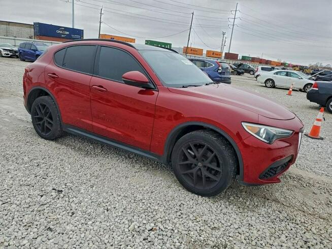 Alfa Romeo Stelvio / 2.0 280KM / 4x4 / Niski przebieg / Tarnów - zdjęcie 2