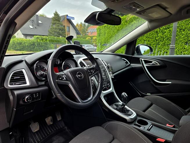 Opel Astra HB 1.4T Benz. 120KM 2011r Navi, Manual, Tempomat Tychy - zdjęcie 9