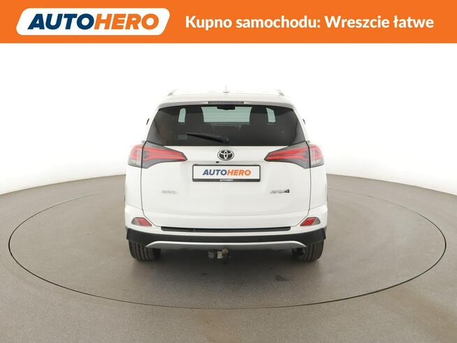 Toyota RAV-4 grzane fotele półskóra hak kamera BiLED tempomat Warszawa - zdjęcie 6