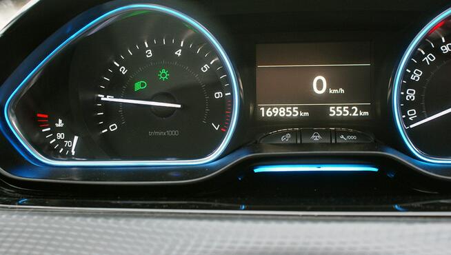 Peugeot 2008 Ostrów Wielkopolski - zdjęcie 8