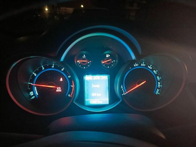 Sprzedam Chevrolet Cruze kombi Warszawa - zdjęcie 9