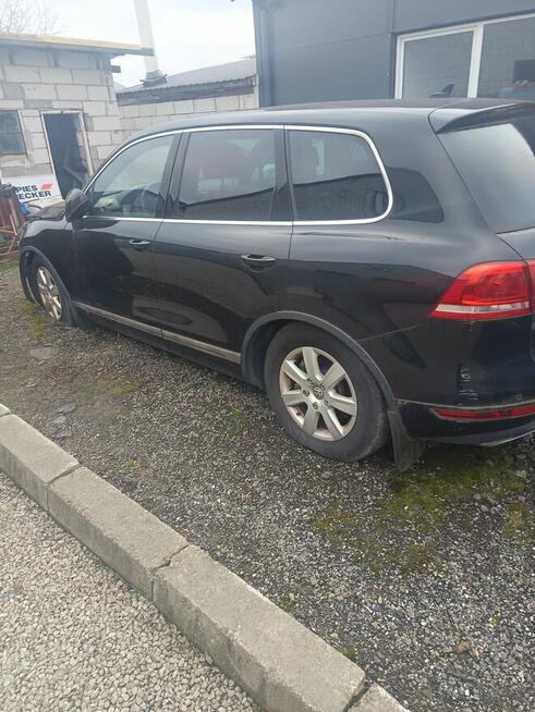 Vw Touareg V6 3.0 TDI 2011 Mielec - zdjęcie 6