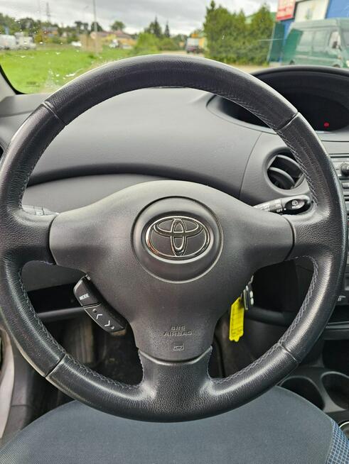 Toyota Yaris klimatyzacja - 1.0 benzyna - 2005rok Głogów - zdjęcie 11