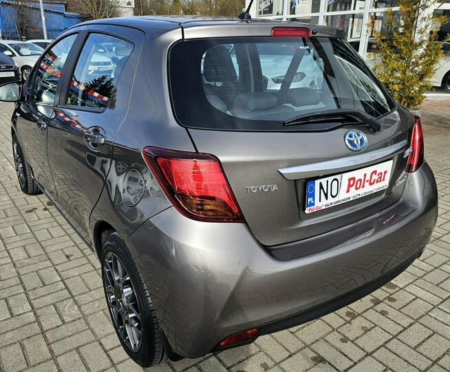 Toyota Yaris automat, hybryda,kamera cofania, grzane fotele ,serwis Olsztyn - zdjęcie 7