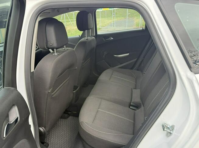 POZNAŃ Ładna Bezwypadkowa Astra Poznań - zdjęcie 9