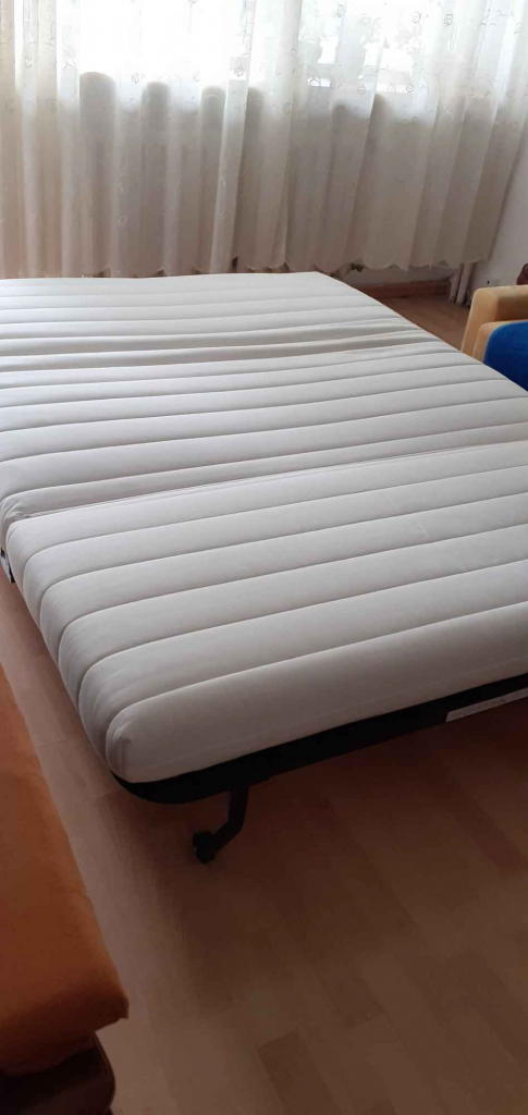 Sprzedam rozkladana lezanke typu Ikea:1,4m×2,0m,z pokrowcem (szary) Podgórze - zdjęcie 1