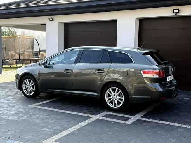 Toyota Avensis 2.0B 152KM Navi Kamera Cofania  Dobry Stan Radom - zdjęcie 4