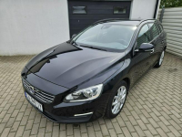 Volvo V60 D2 1.6 115KM manual BEZWYPADEK bardzo zadbany NAVI BDB stan Gdynia - zdjęcie 10