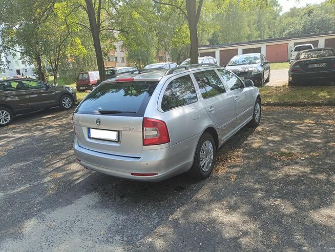 Skoda Octavia II 1.6 TDI Ambiente Katowice - zdjęcie 2