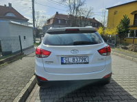 Hyundai ix35 Klimatyzacja / 6 biegów / Komputer / 2 kpl. kół Ruda Śląska - zdjęcie 5