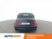 Audi A4 skóra/ PDC/ grzane fotele/ navi Warszawa - zdjęcie 6