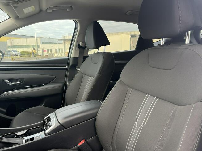 Hyundai Tucson w wersji Executive z elektryczną klapą bagażnika Piła - zdjęcie 11