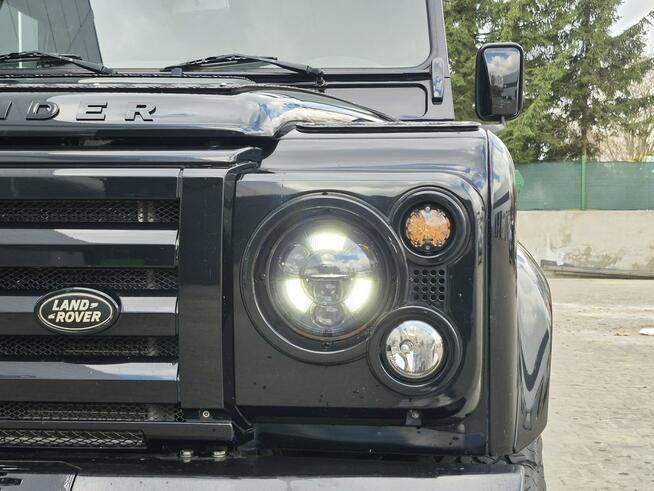 Range Rover Defender 2.2 Diesel AWD 6MT 3Drzwiowa / Serwisowana Łódź - zdjęcie 12