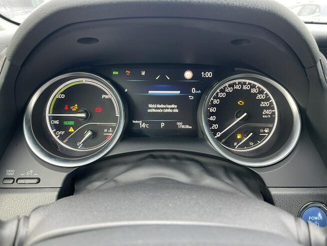 Toyota Camry Hybryda Skóra Podgrzewanie Kamera 218KM Gliwice - zdjęcie 11
