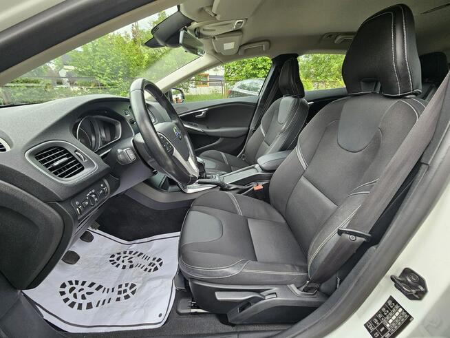 Volvo V40 Pełna Historia Serwisowa* Kamera* Ładne i Zadbane* GWARANCJA Opoczno - zdjęcie 10