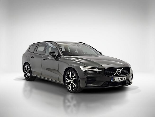 Volvo V60 B4 D Plus Dark aut ! Z Polskiego Salonu ! Faktura VAT ! Warszawa - zdjęcie 7