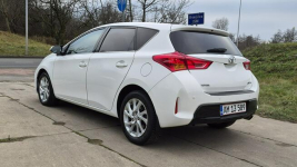 Toyota Auris _1.6 132KM_Navi_Led_Kamera_Climatronic_Serwis_ Płock - zdjęcie 4