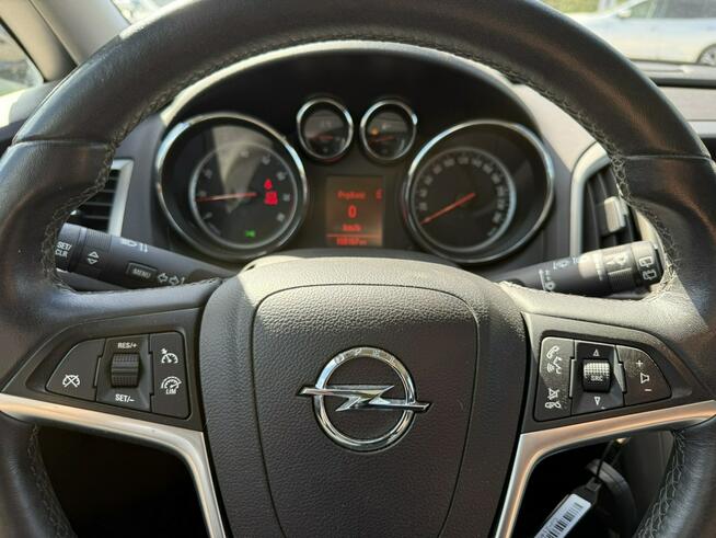 Opel Astra 1.4 benzyna 120km, grzane fotele, pół skóry Pęcice - zdjęcie 8