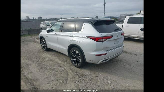 Mitsubishi Outlander Bogata wersja wyposażenia / AWD / Hybryda Wrocław - zdjęcie 5