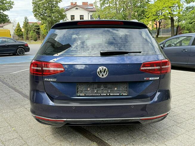 Volkswagen Passat Highline Virtual Kamera ACC Navi Gwarancja Kutno - zdjęcie 7